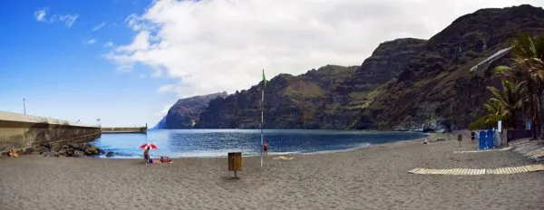 Playa de Los Guíos en Los Gigantes